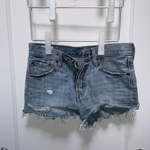 Levi’s 501 light wash Denim Shorts size27